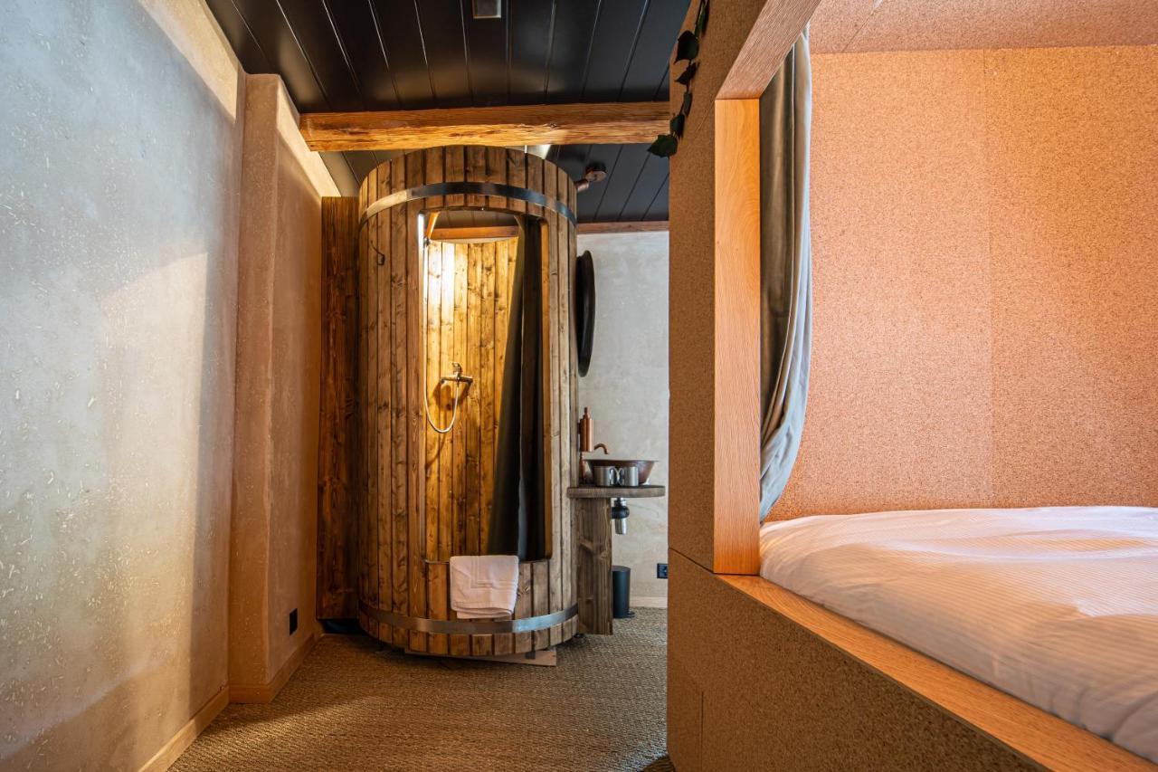 Peanut Medieval Lodge سان-اورسان المظهر الخارجي الصورة