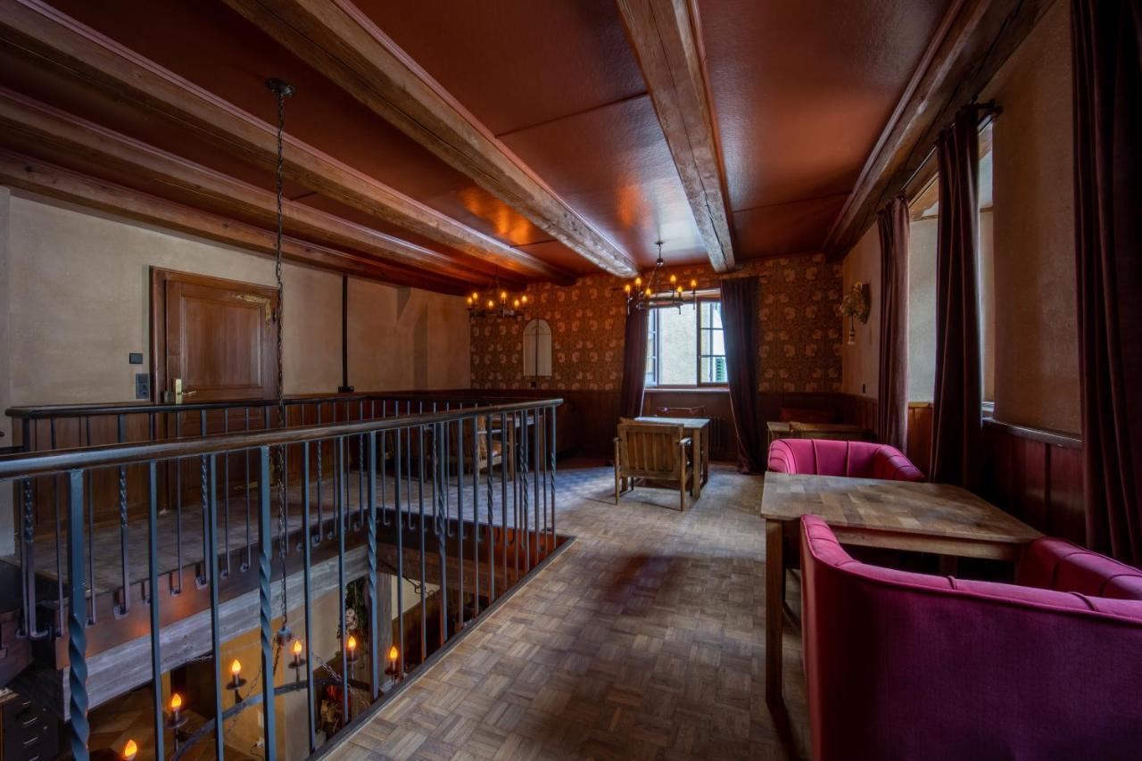 Peanut Medieval Lodge سان-اورسان المظهر الخارجي الصورة