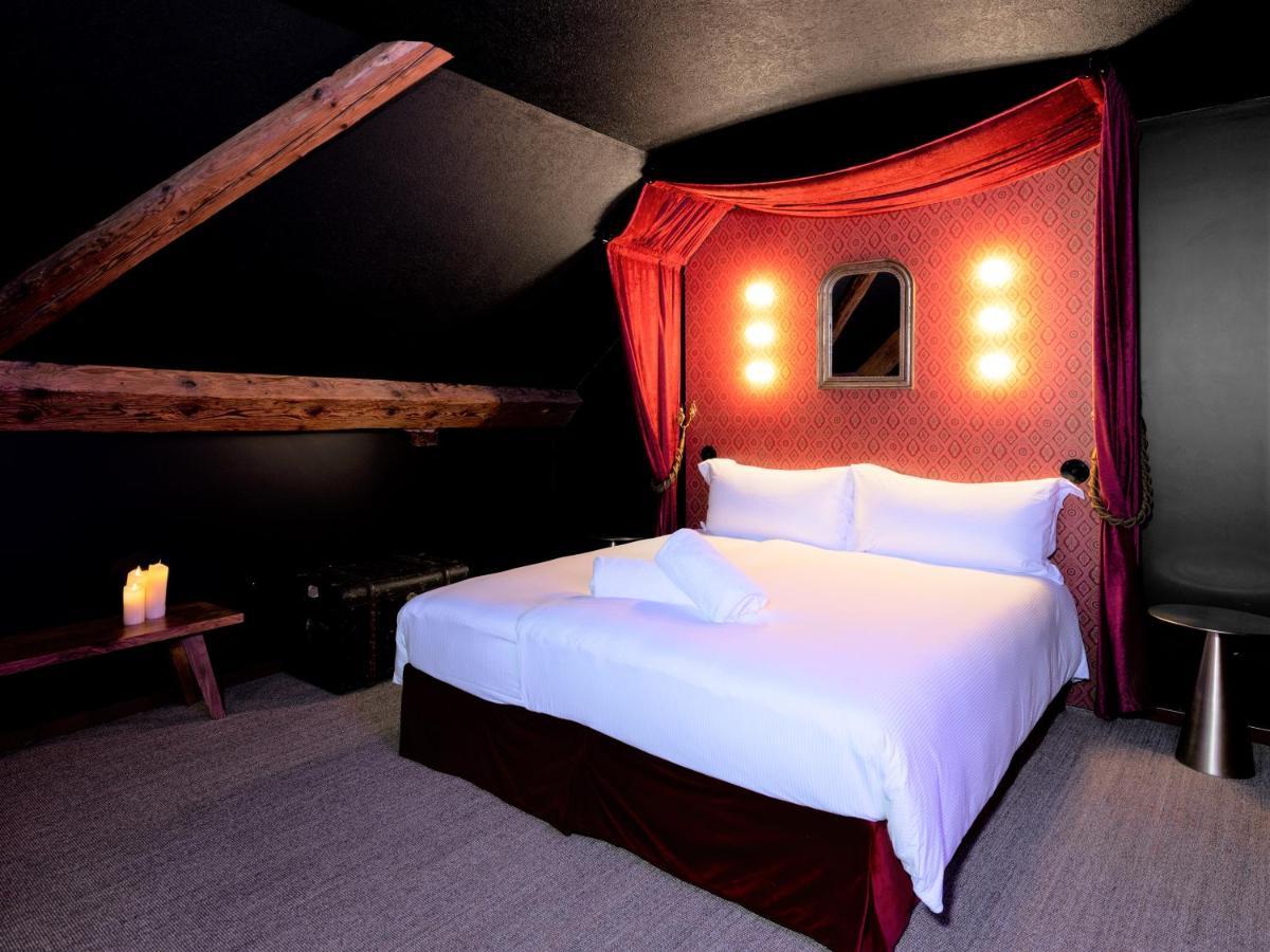 Peanut Medieval Lodge سان-اورسان المظهر الخارجي الصورة